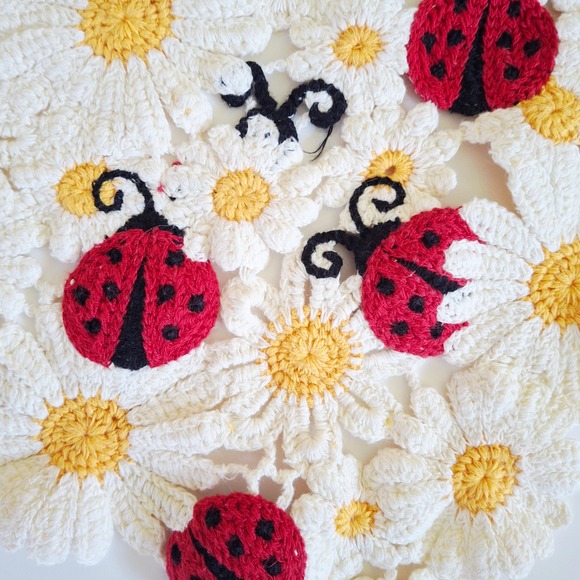 Handmade Crochet Daisy Ladybug Triangle Bandana Boho Festival Cottagecore Hippie - Picture 3 of 7